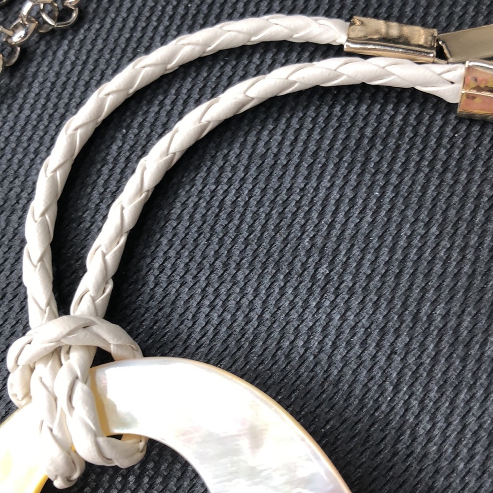 Vintage Necklace- Beads/Mother of Pearl/Faux/Silver Unique Chain - Picture 5 of 17